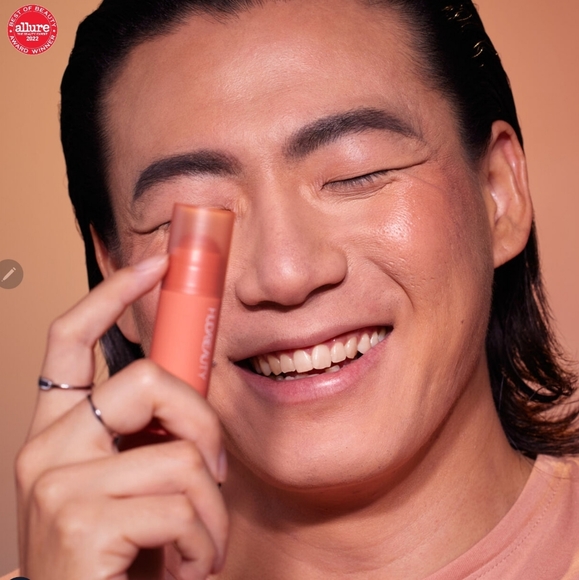 🦋🦋🦋 3/$25---HUDA Cheeky Tint Vegan Cream Blush Stick in Perky Peach -- BNIB - Picture 3 of 13